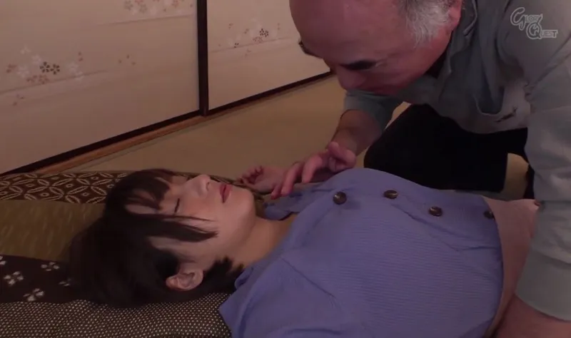 Bố ông xã vô tình làm vợ sắp cưới của con trai ngất xỉu rồi sau đó …